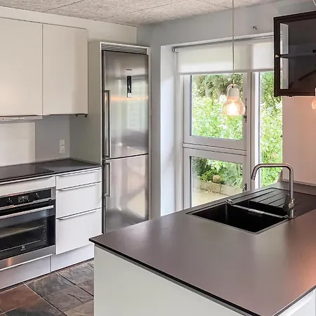2 Bedroom Gorgeous In V Feriehus *