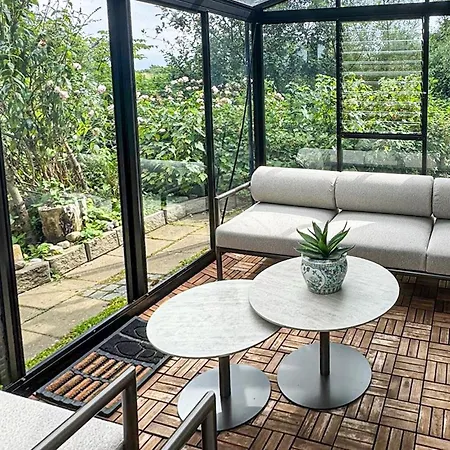 2 Bedroom Gorgeous In V Feriehus Esbjerg