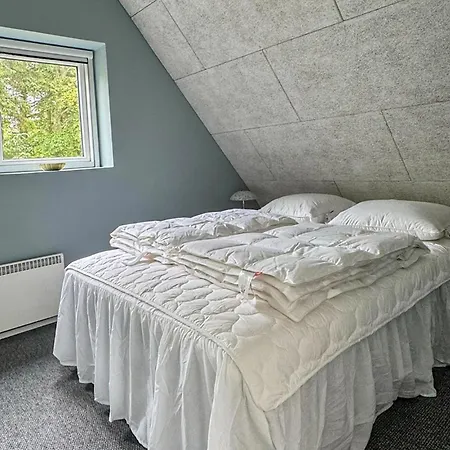 Holiday home 2 Bedroom Gorgeous In V